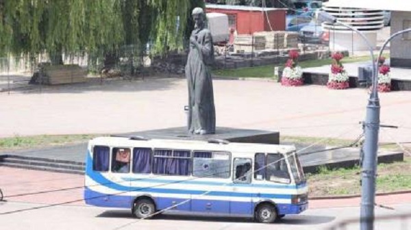 Странности и непонятки в Луцке. Почему освобождение заложников похоже на инсценировку