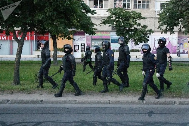 Протестующие в Минске впервые после выборов не провели субботний женский марш