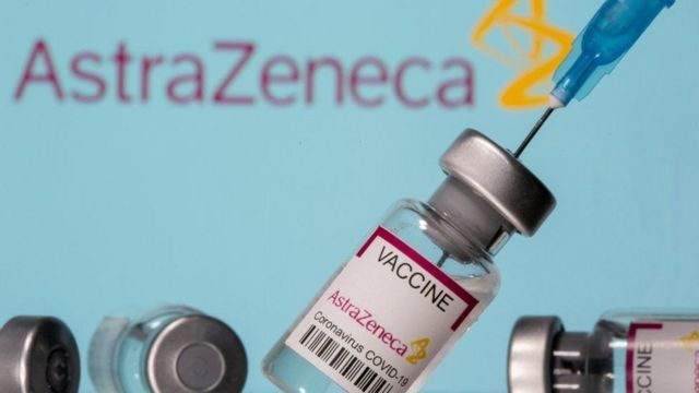 Британская журналистка умерла после прививки AstraZeneca