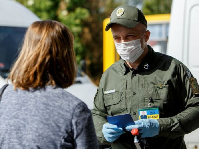 Украина ужесточила порядок въезда из четырех стран: в чем причина и список требований