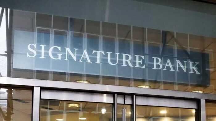 Клиентам обанкротившегося американского Signature Bank дали неделю для вывода средств