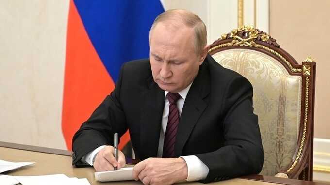 Путин подписал закон о запрете рекламы у иноагентов