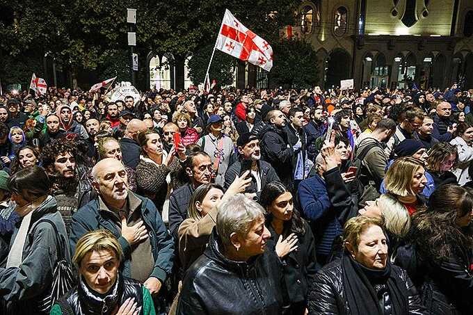 В Тбилиси оппозиция снова вышла на протесты после итогов выборов