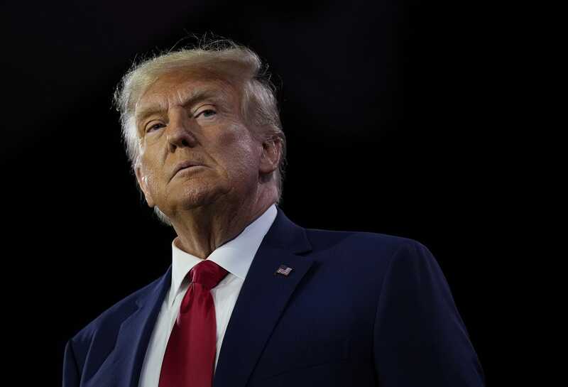 Политика Трампа вызывает вопросы у экономистов: США могут столкнуться с рецессией