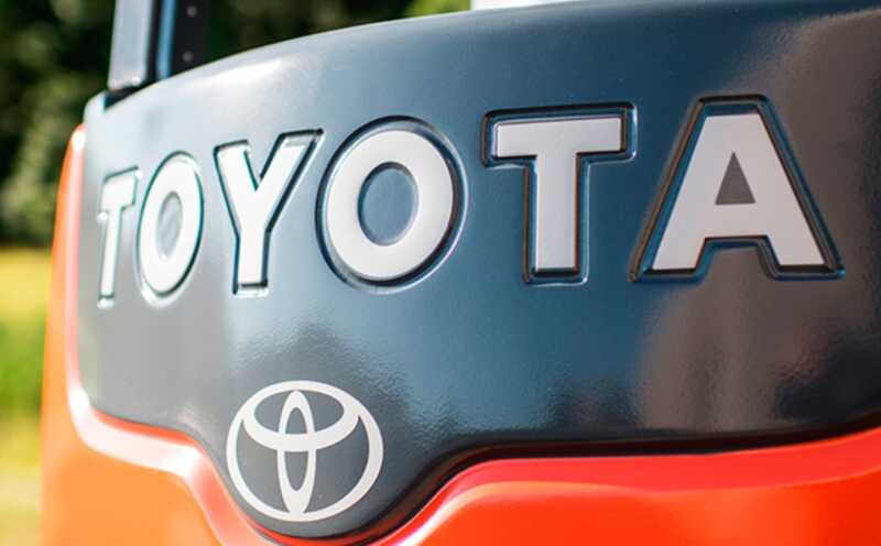 Toyota прогнозирует значительное снижение прибыли в связи с пошлинами, введенными администрацией Трампа