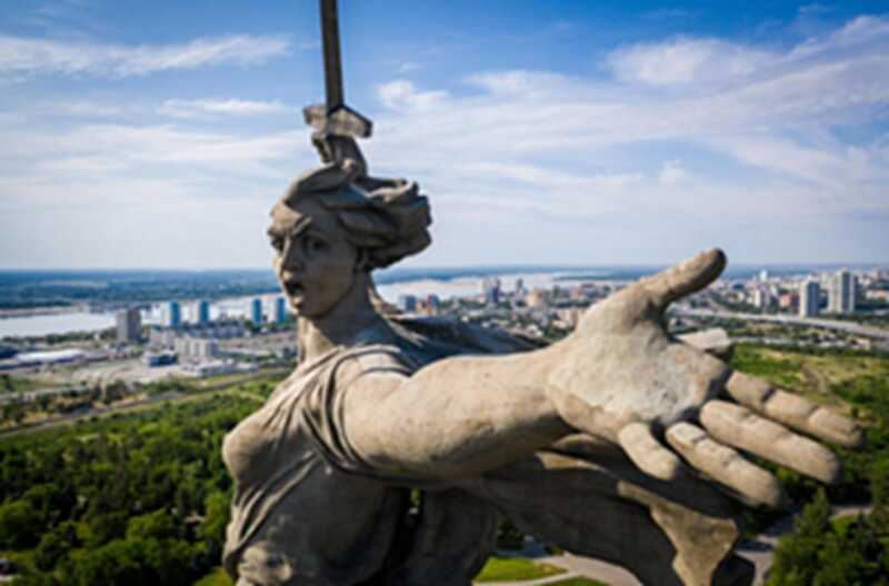 Руководитель МГАФК скончался во время экскурсии по памятнику