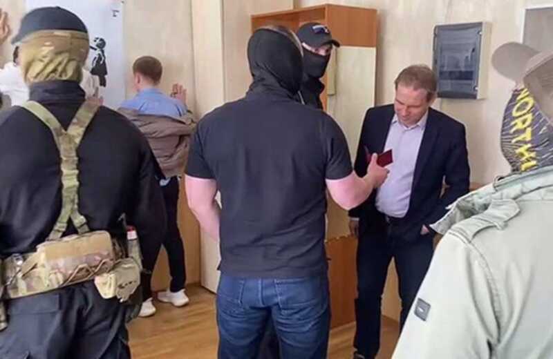 В Екатеринбурге полиция остановила мероприятие, посвящённое написанию писем политическим заключённым