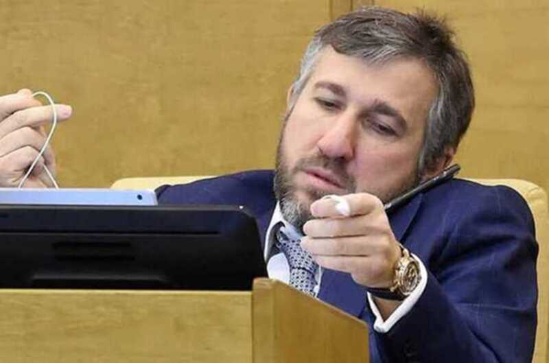 Бывший компаньон Аникеева обнародовал схему отмывания сотен миллионов долларов через Дубай и Швейцарию