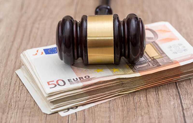Concerns Arise Over Potential Acquisition of Mexican Bank Due to Costa Rica Wiretaps