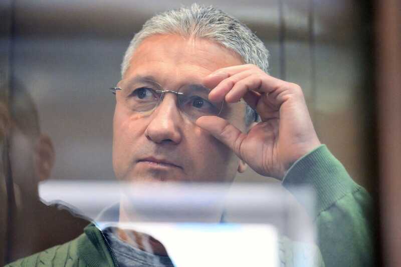 Взятки, «кредиты» и сауна: дело Тимура Иванова обрастает подробностями