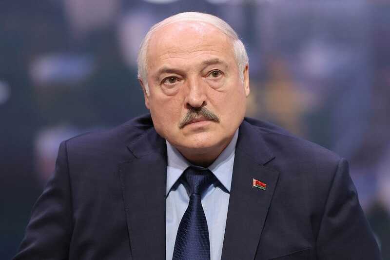 Лукашенко предположил, что Путин «вполне способен послать» Трампа