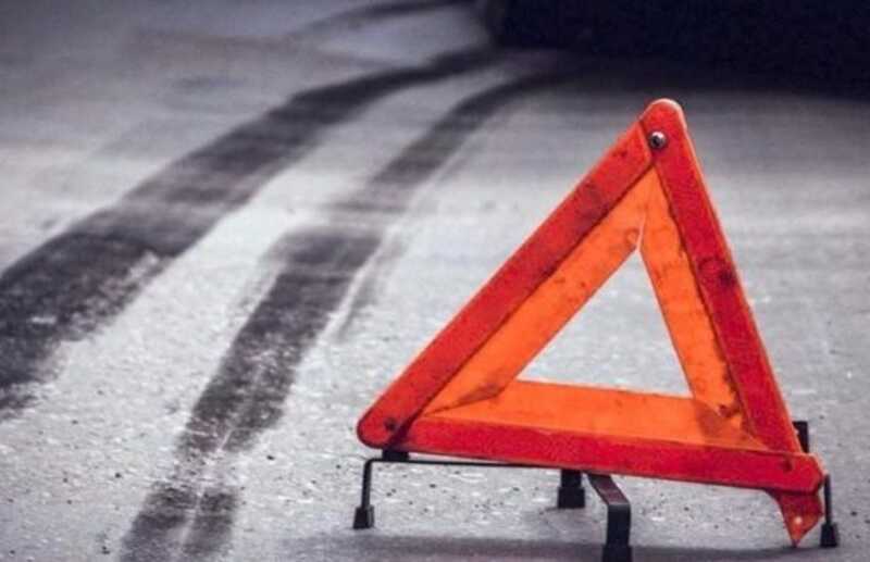Юноша и взрослый погибли в автомобиле после столкновения на трассе в Ленинградской области