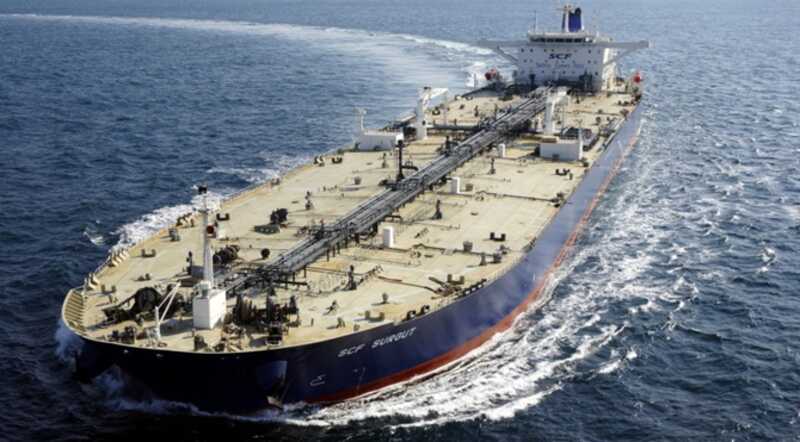 Экспорт российской нефти по морю снизился до минимального уровня из-за действий Украины и введённых США тарифов