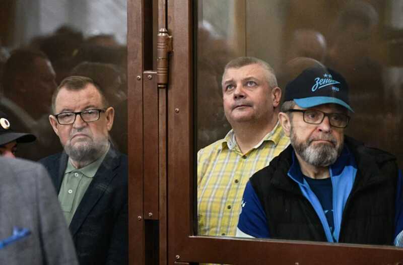 Генералы из МВД Санкт-Петербурга получили осуждение за крупные взятки и махинации с МРЭО