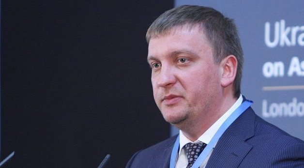 Рейдерский захват под покровительством министра юстиции Павла Петренко