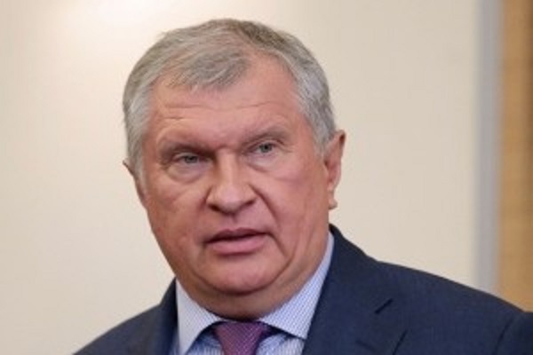 Сечин топит терминал Алекперова?