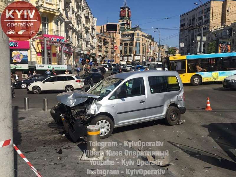 ДТП быля бызнес-центру "Гулівер"