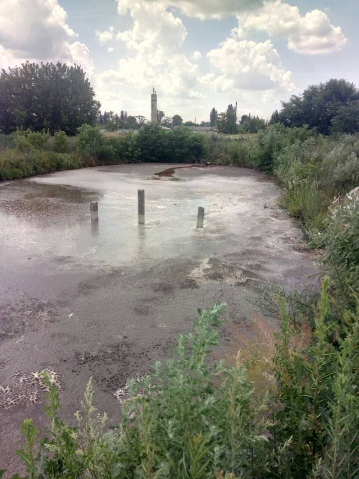 Гостомель, экология, агрохолдинг Гостомеля, сточные воды агрохолдинга в Гостомеле, экологическая катастрофа в Гостомеле, речка Ирпень стоки